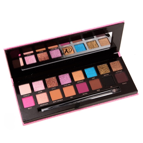 ANASTASIA BEVERLY HILLS AMREZY EYESHADOW PALETTE - Picture 3 of 6